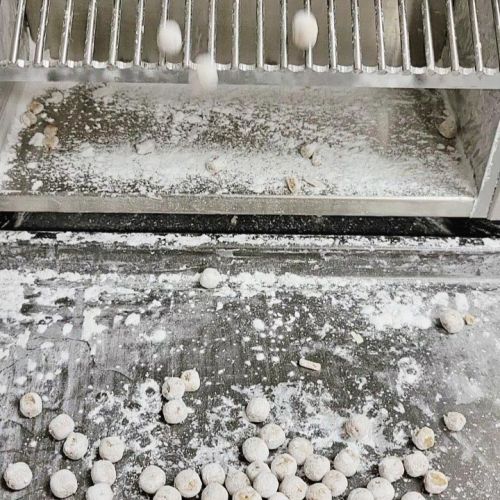 boba machine forming boba pearls